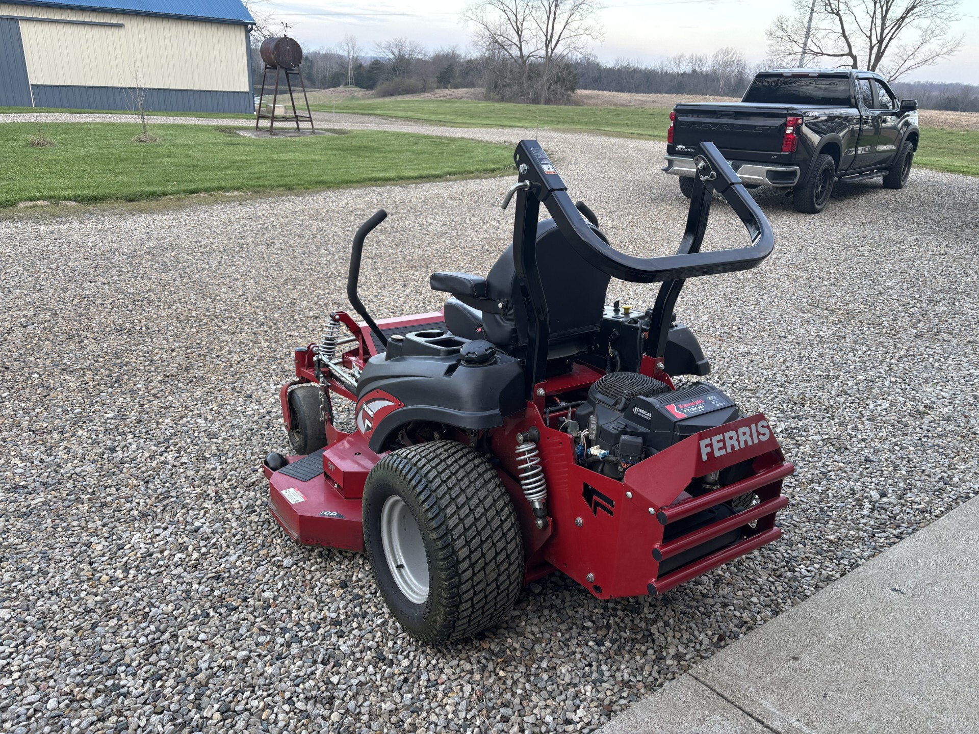 Used 2022 Ferris ISX2200 Zero Turn Mowers at Koenig Equipment in Germantown, OH - PhotoXL17