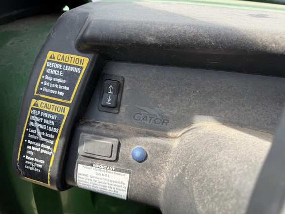 2012 John Deere XUV 825I GREEN - Photo21