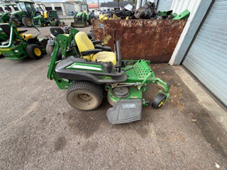 2017 John Deere Z915E Photo 1