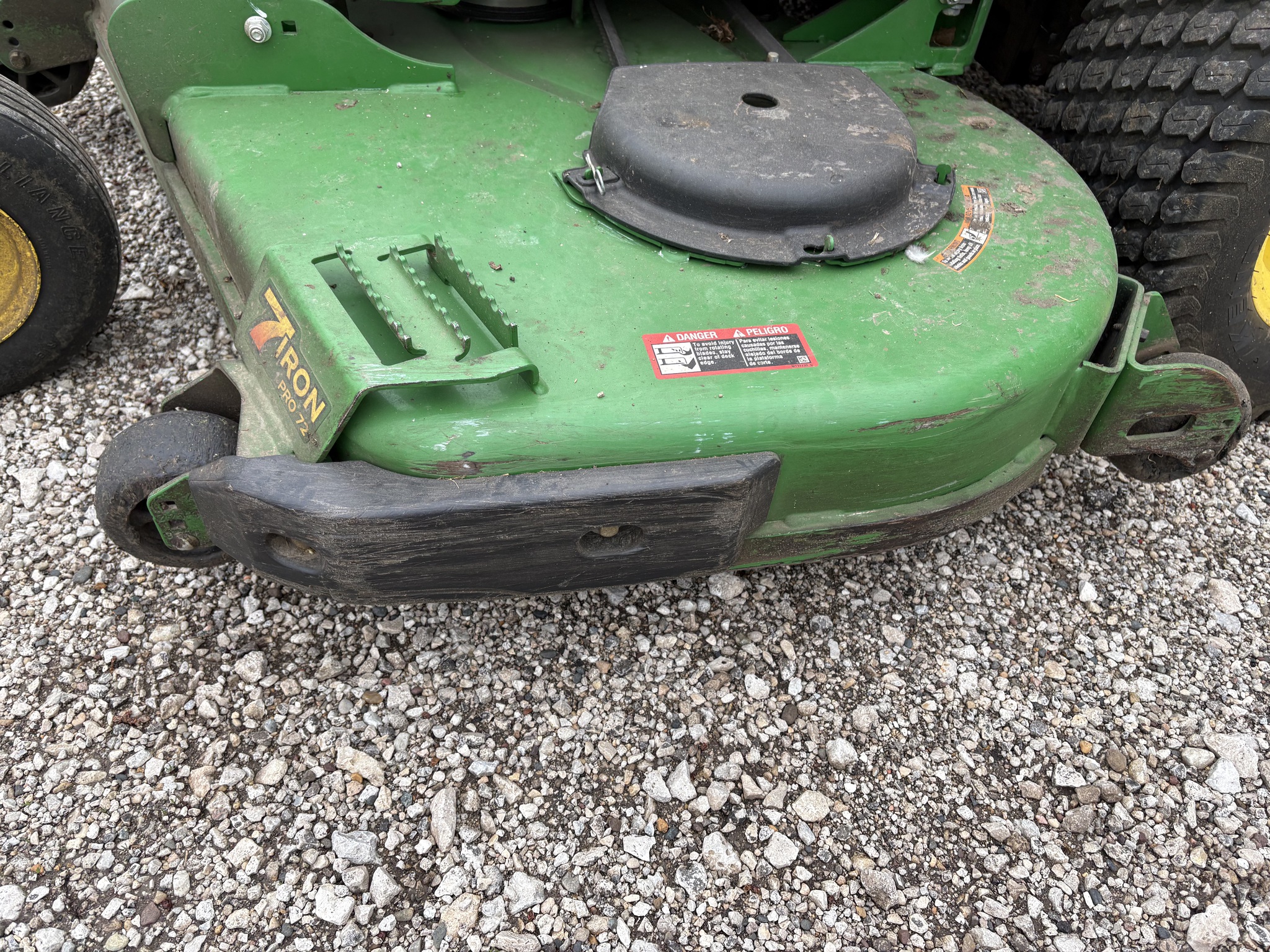  2024 John Deere Z960M at Heritage Tractor in Geneseo, IL