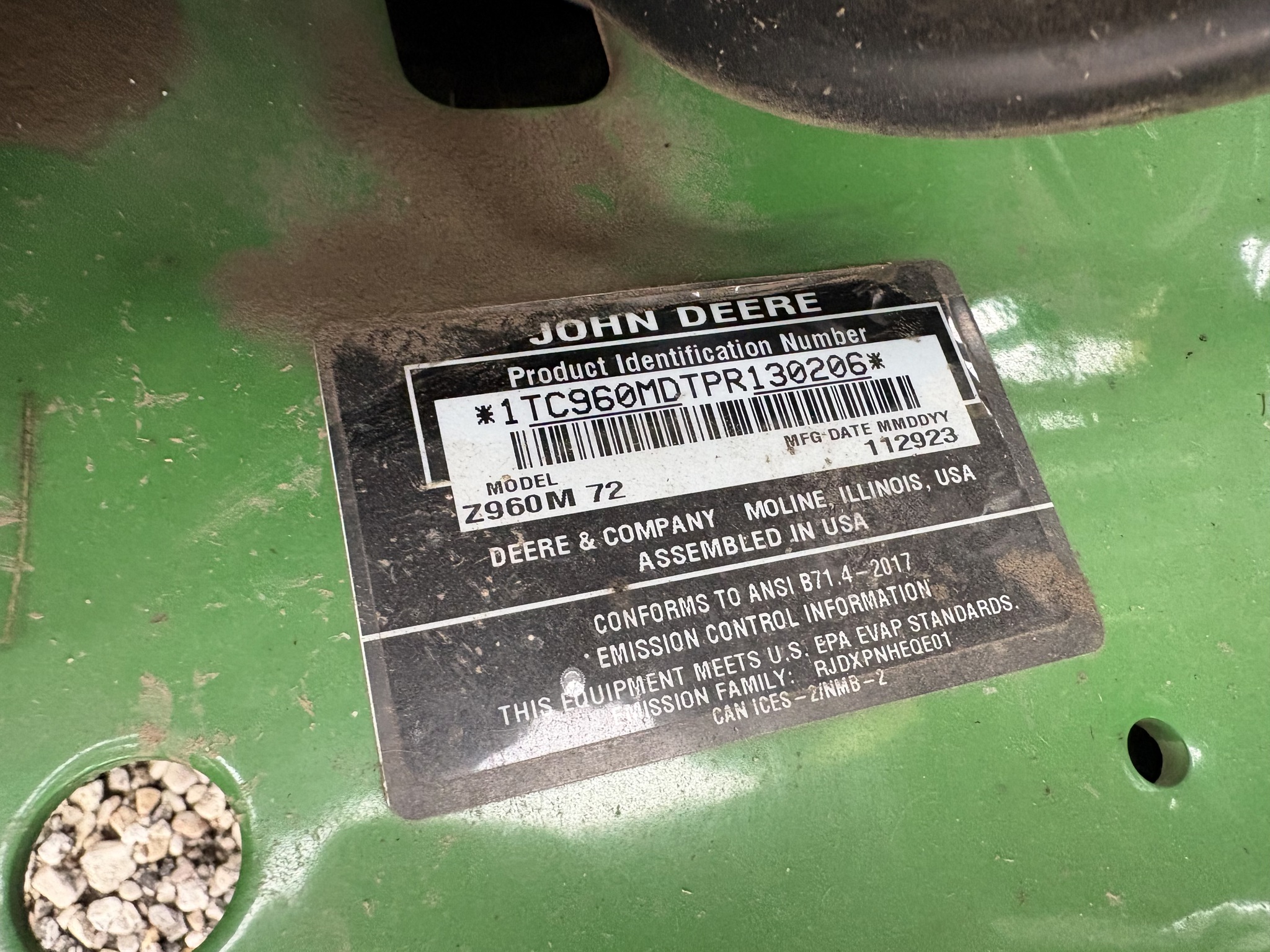  2024 John Deere Z960M at Heritage Tractor in Geneseo, IL