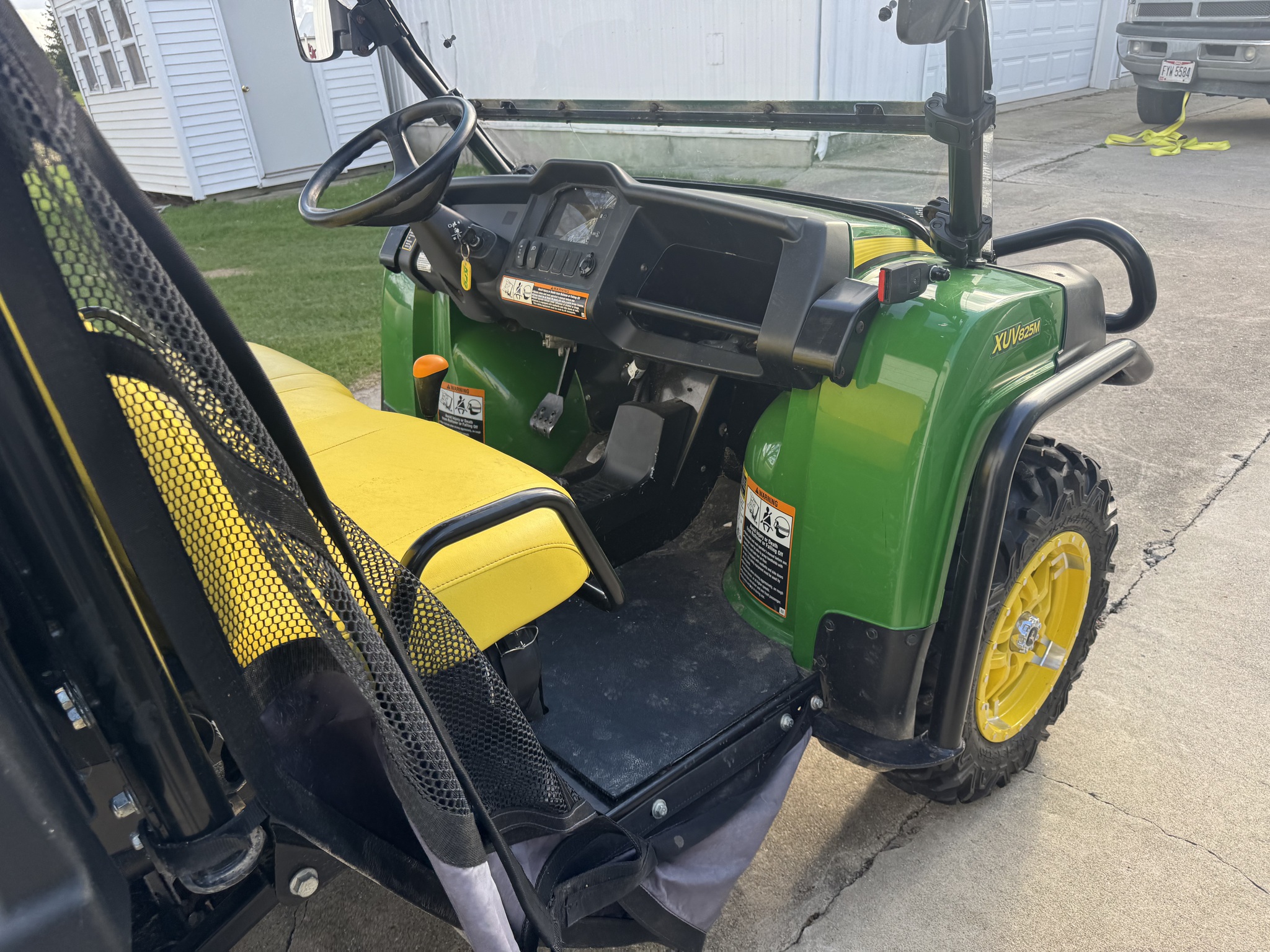 2018 John Deere XUV 825M Image 6
