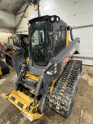  John Deere 333G