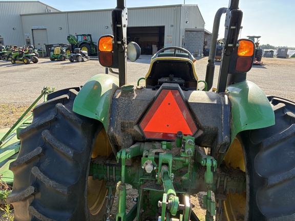 2017 John Deere 5045E Photo 1