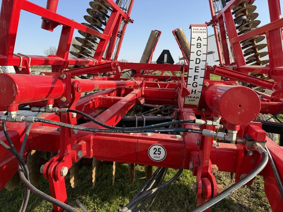 Photo of 2021 Sunflower 6631-31