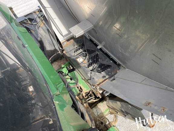 Photo of 2023 John Deere 600R