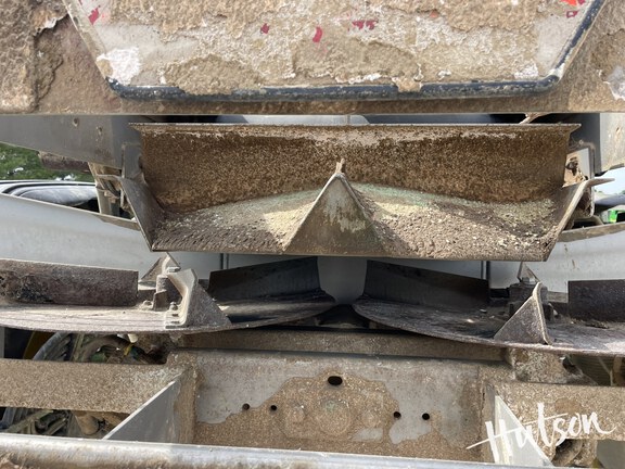 Photo of 2023 John Deere 600R