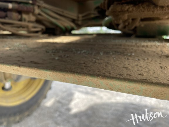 Photo of 2023 John Deere 600R