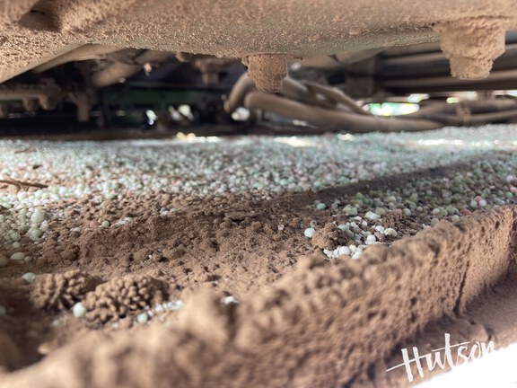 Photo of 2023 John Deere 600R