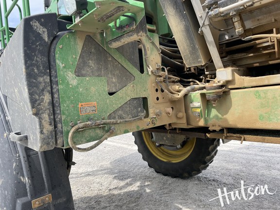 Photo of 2023 John Deere 600R