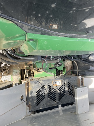 Photo of 2023 John Deere 600R