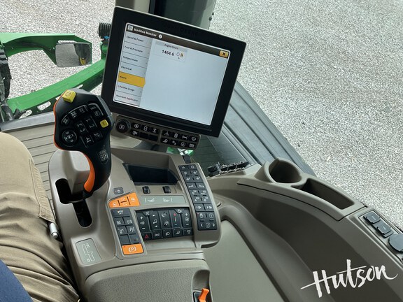 Photo of 2023 John Deere 600R