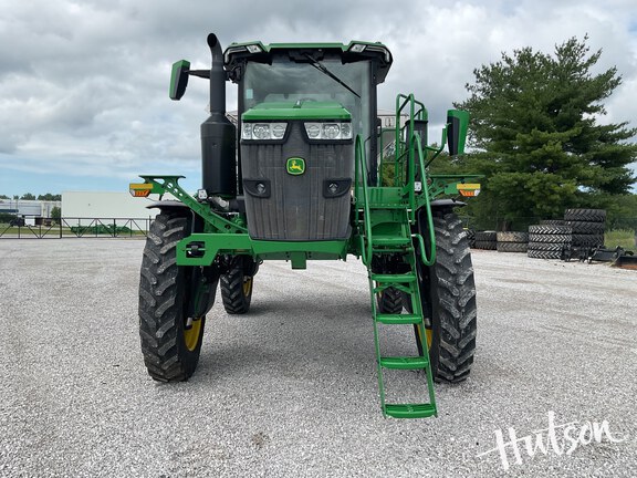 Photo of 2023 John Deere 600R