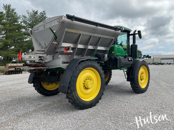 Photo of 2023 John Deere 600R