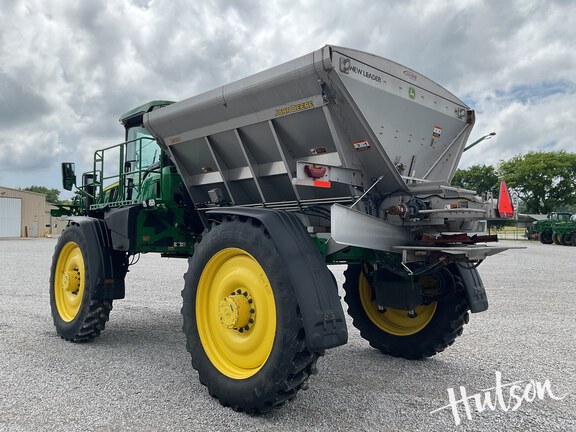 Photo of 2023 John Deere 600R