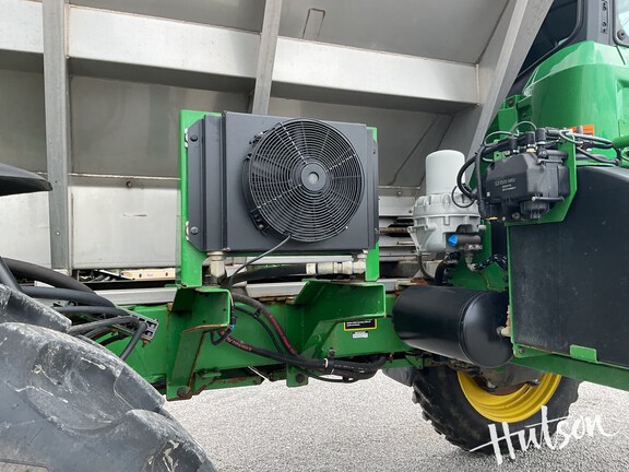 Photo of 2023 John Deere 600R