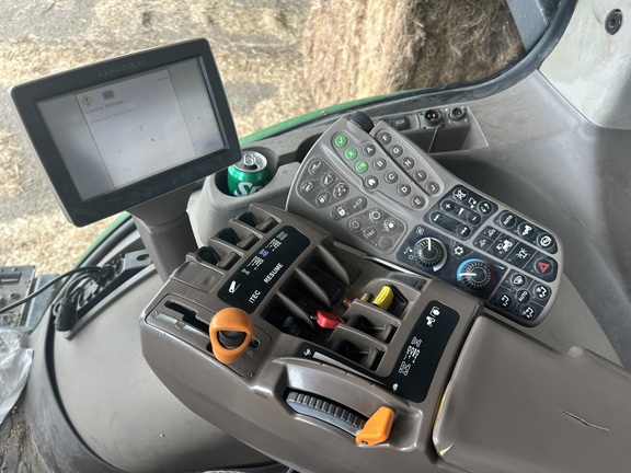 2013 John Deere 7215R (5th thumbnail)