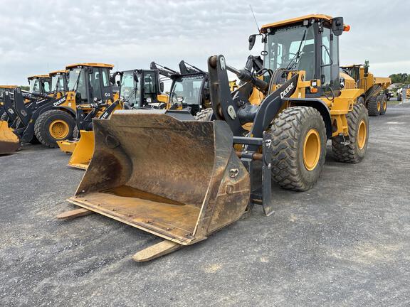 Photo of a 2022 John Deere 544 P
