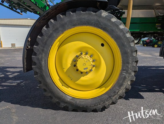 Photo of 2021 John Deere R4038