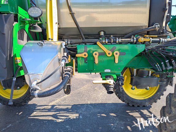 Photo of 2021 John Deere R4038