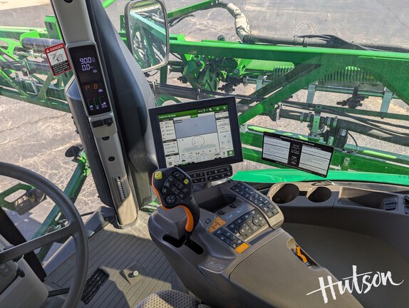 Photo of 2021 John Deere R4038