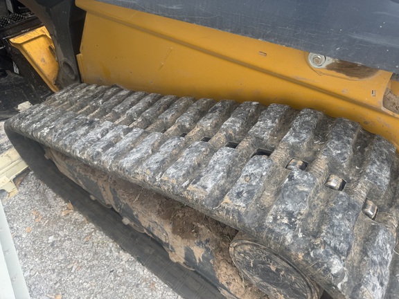 Photo of 2025 John Deere 325G