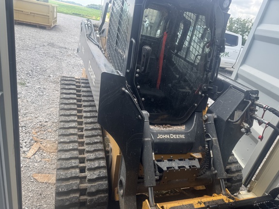 Photo of 2025 John Deere 325G