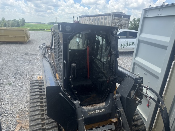 Photo of 2025 John Deere 325G