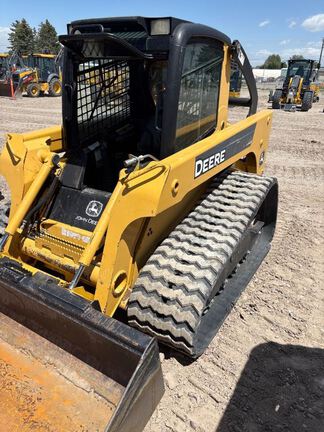 Photo of a 2008 John Deere CT322