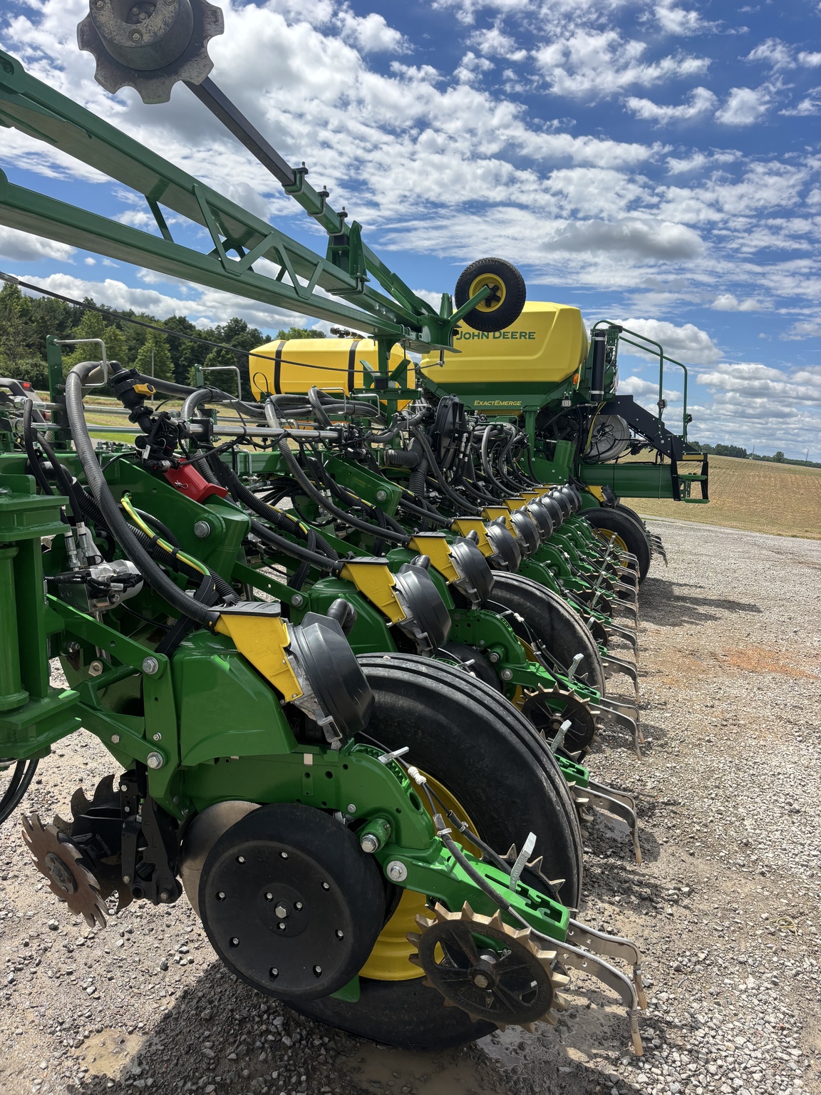 Used 2023 John Deere 1775NT Planters: Drawn at Koenig Equipment in Anna, OH - PhotoXL3