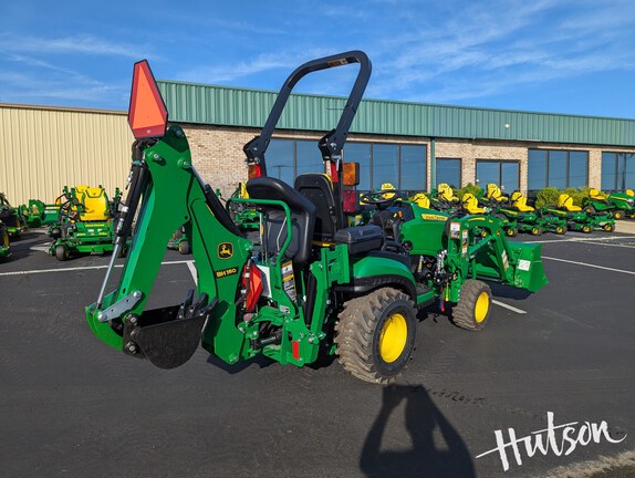 Photo of 2026 John Deere 1025R