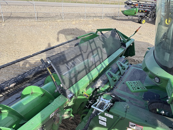 Used 2019 John Deere S780 Combines at Horizon Ag & Turf in Lloydminster, AB - Photo4