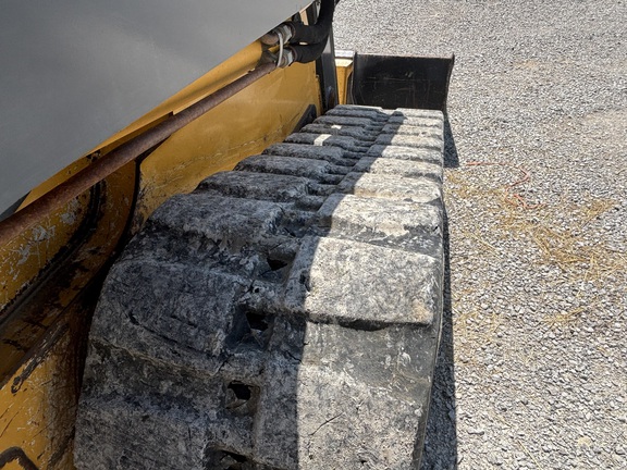 Used 2011 John Deere 333D Compact Track Loaders at Koenig Equipment in Oxford, OH - Photo9