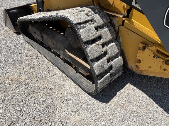 Used 2011 John Deere 333D Compact Track Loaders at Koenig Equipment in Oxford, OH - Photo12