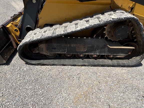 Used 2011 John Deere 333D Compact Track Loaders at Koenig Equipment in Oxford, OH - Photo13
