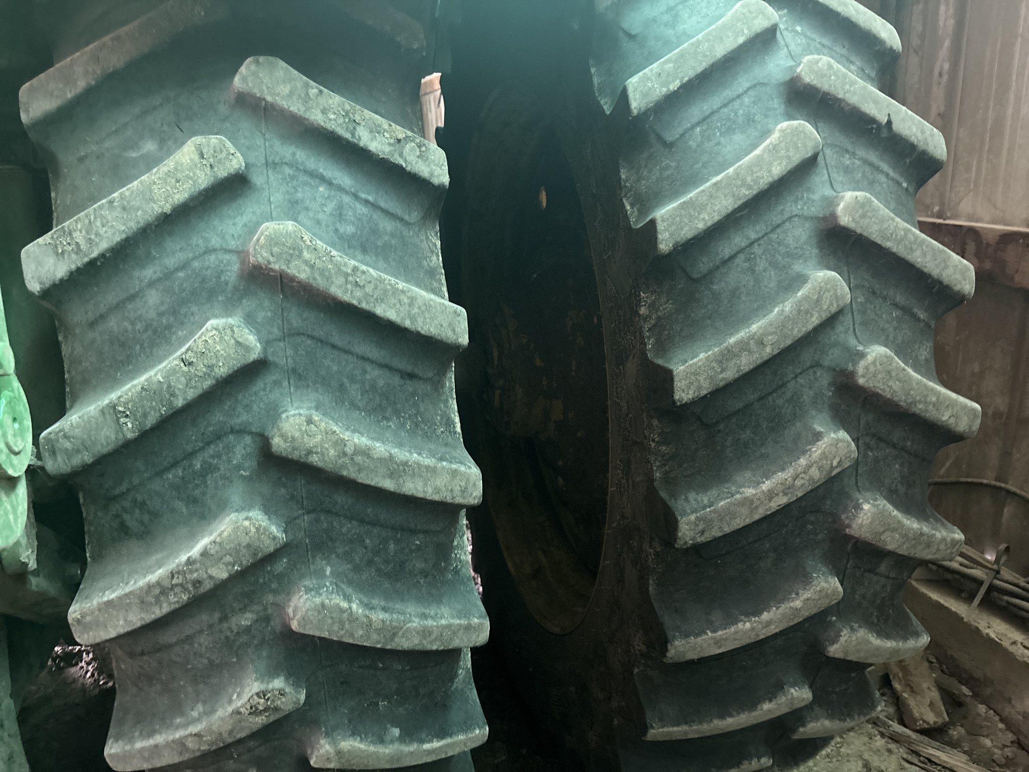 Used 2021 John Deere 9420R Articulated 4WD Tractors at Koenig Equipment in Oxford, OH - PhotoXL11