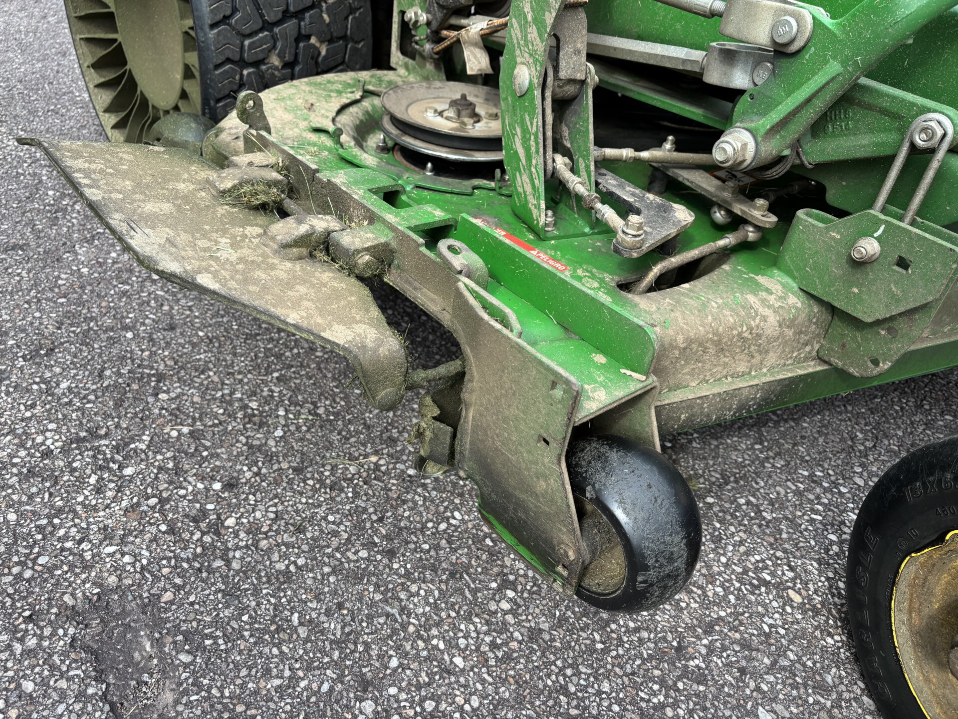 Used 2020 John Deere Z930M Zero Turn Mowers at Koenig Equipment in Germantown, OH - PhotoXL1