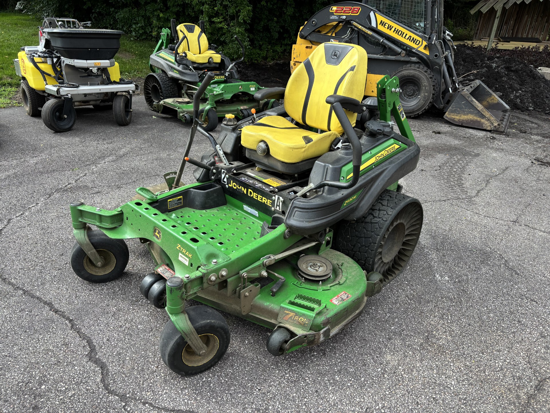 Used 2020 John Deere Z930M Zero Turn Mowers at Koenig Equipment in Germantown, OH - PhotoXL0
