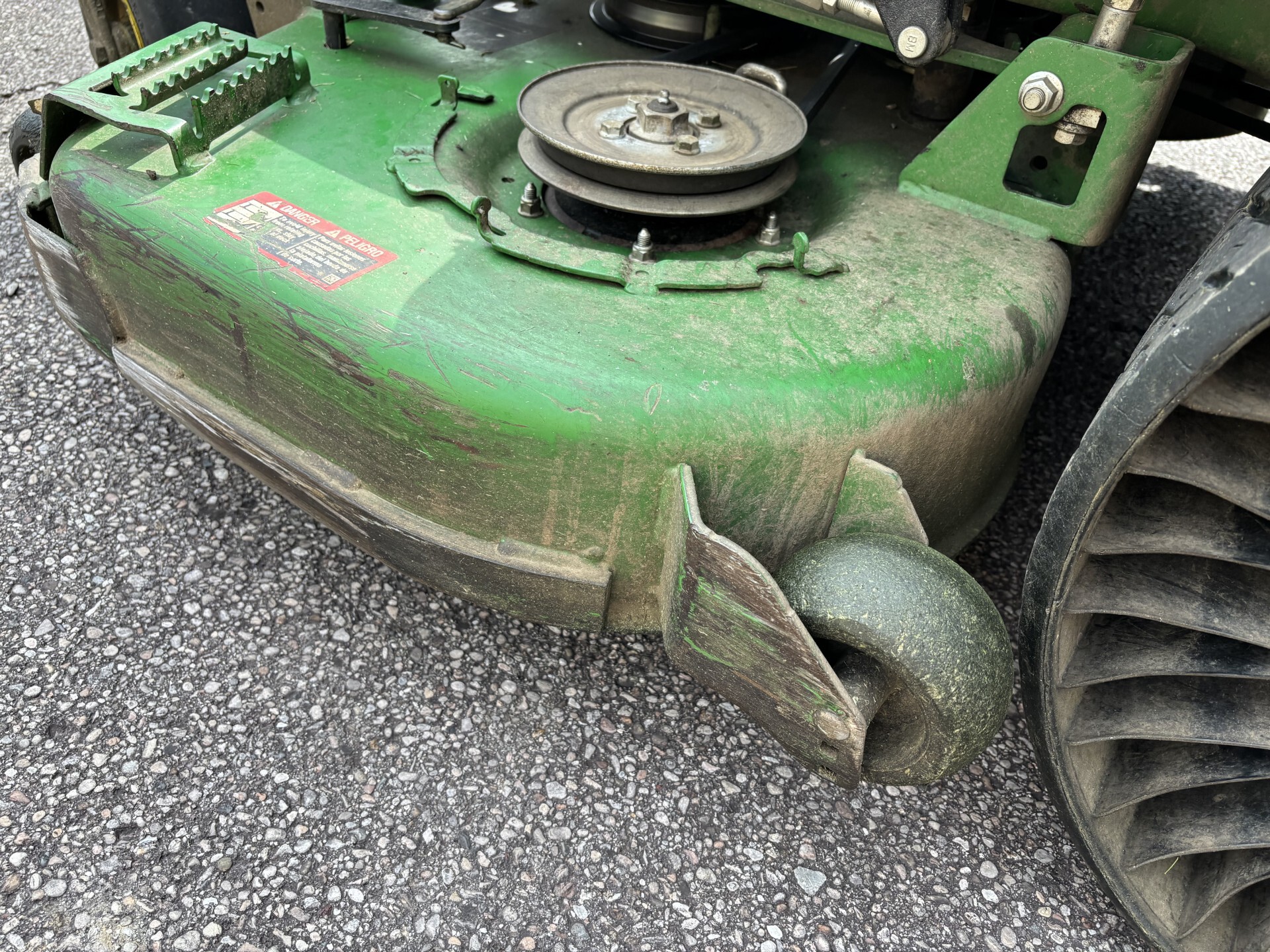 Used 2020 John Deere Z930M Zero Turn Mowers at Koenig Equipment in Germantown, OH - PhotoXL12