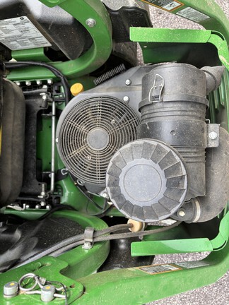 Used 2020 John Deere Z930M Zero Turn Mowers at Koenig Equipment in Germantown, OH - Photo2