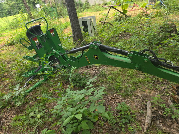 Photo of 2023 John Deere 4066M