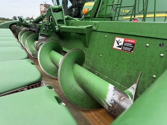Photo of 2020 John Deere 712FC