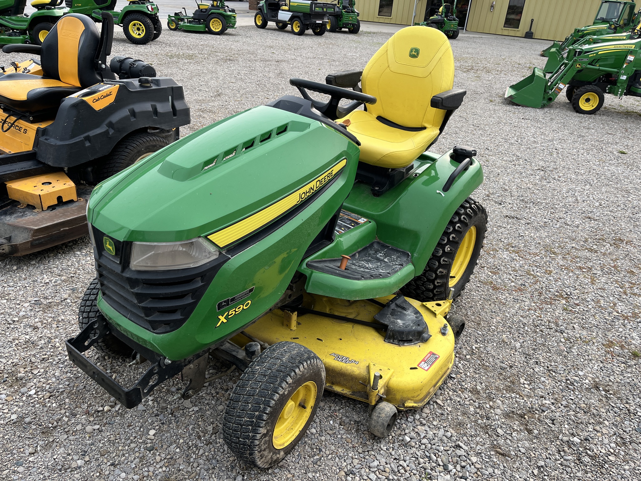 2020 John Deere X590 Lawn & Garden Tractors