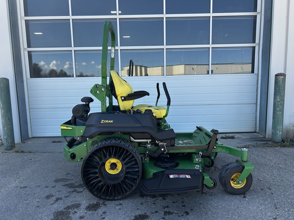 Used 2019 John Deere Z740R Zero Turn Mowers at Horizon Ag & Turf in Edmonton West, AB - Photo3