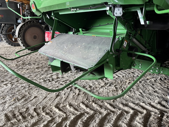 Used 2022 John Deere S780 Combines at Koenig Equipment in Anna, OH - Photo6