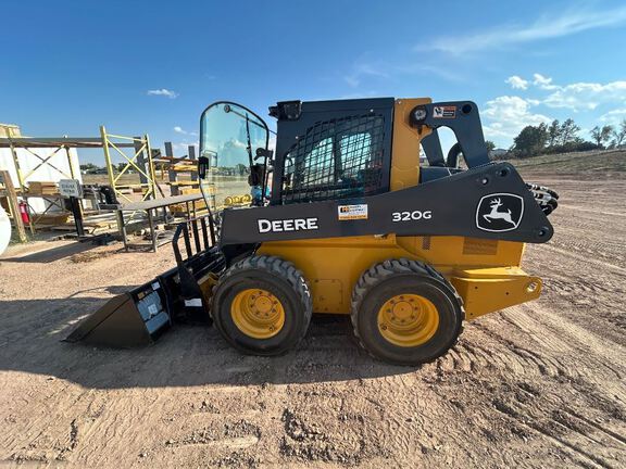 2023 John Deere 320G
