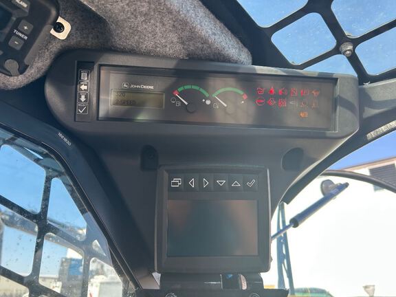 2023 John Deere 320G
