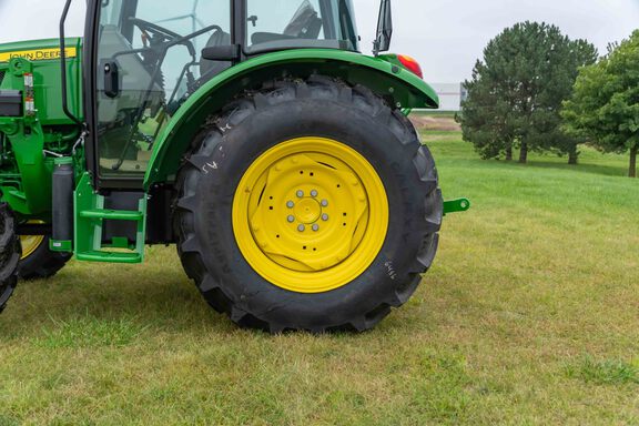 New In-Stock 2026 John Deere 5075E Utility Tractors at Koenig Equipment in Greenville, OH - Photo9