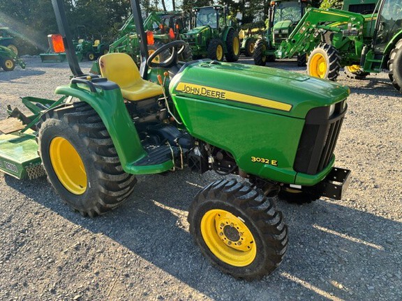 2009 John Deere 3032E