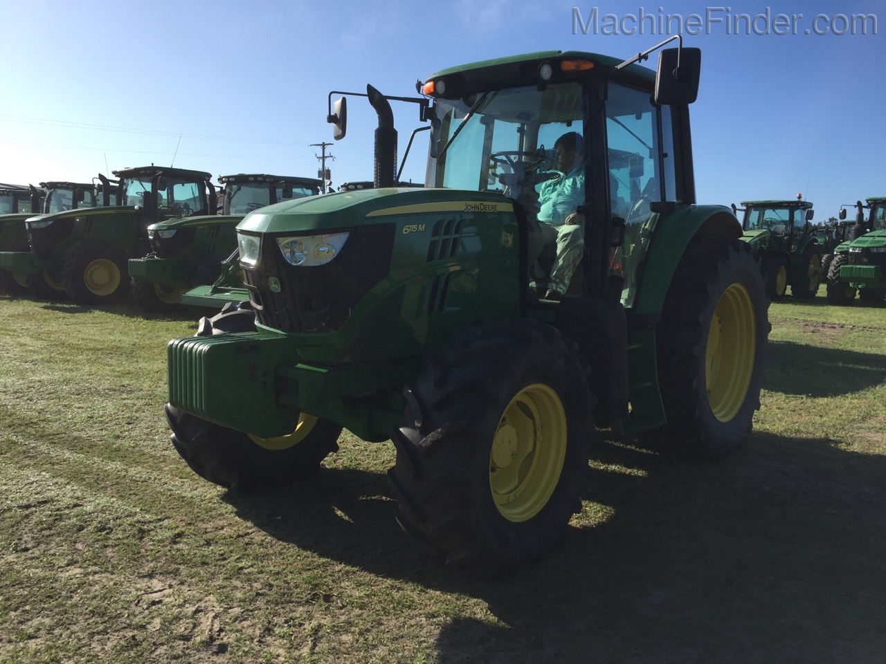 2013 John Deere 6115M Image 2